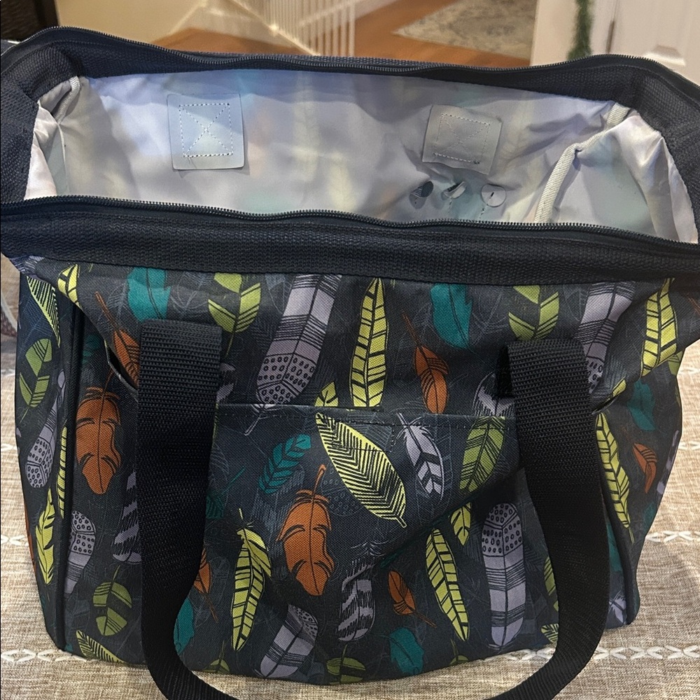 Thirty-one Colorful Feather Print Tote Bag